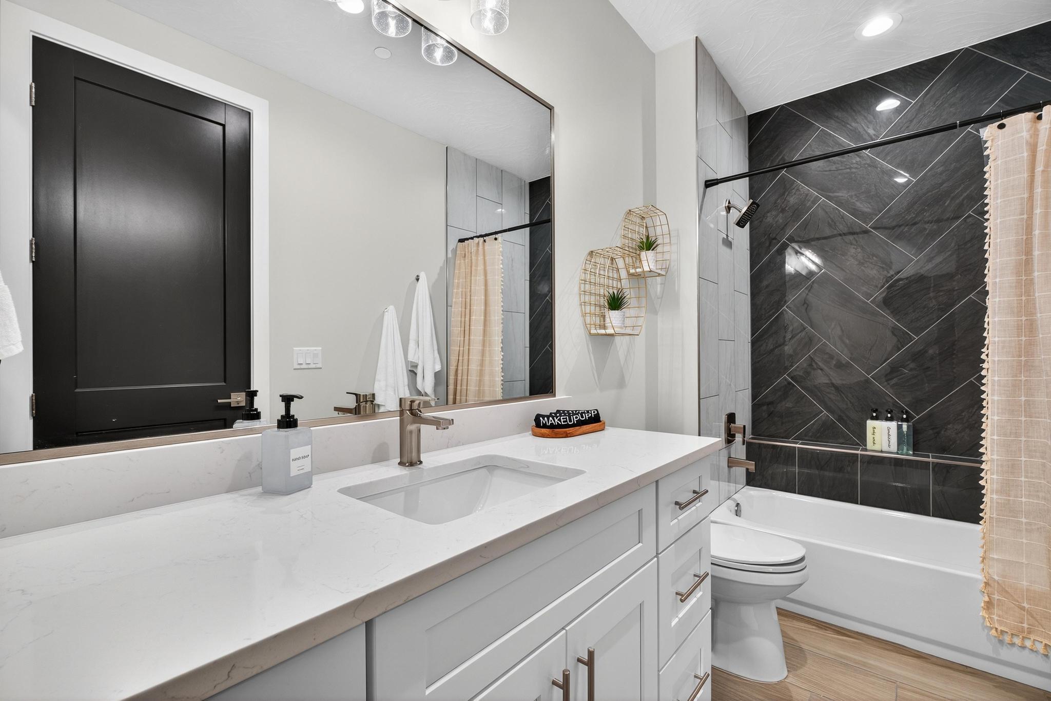 PECAN VALLEY RESORT - Residential