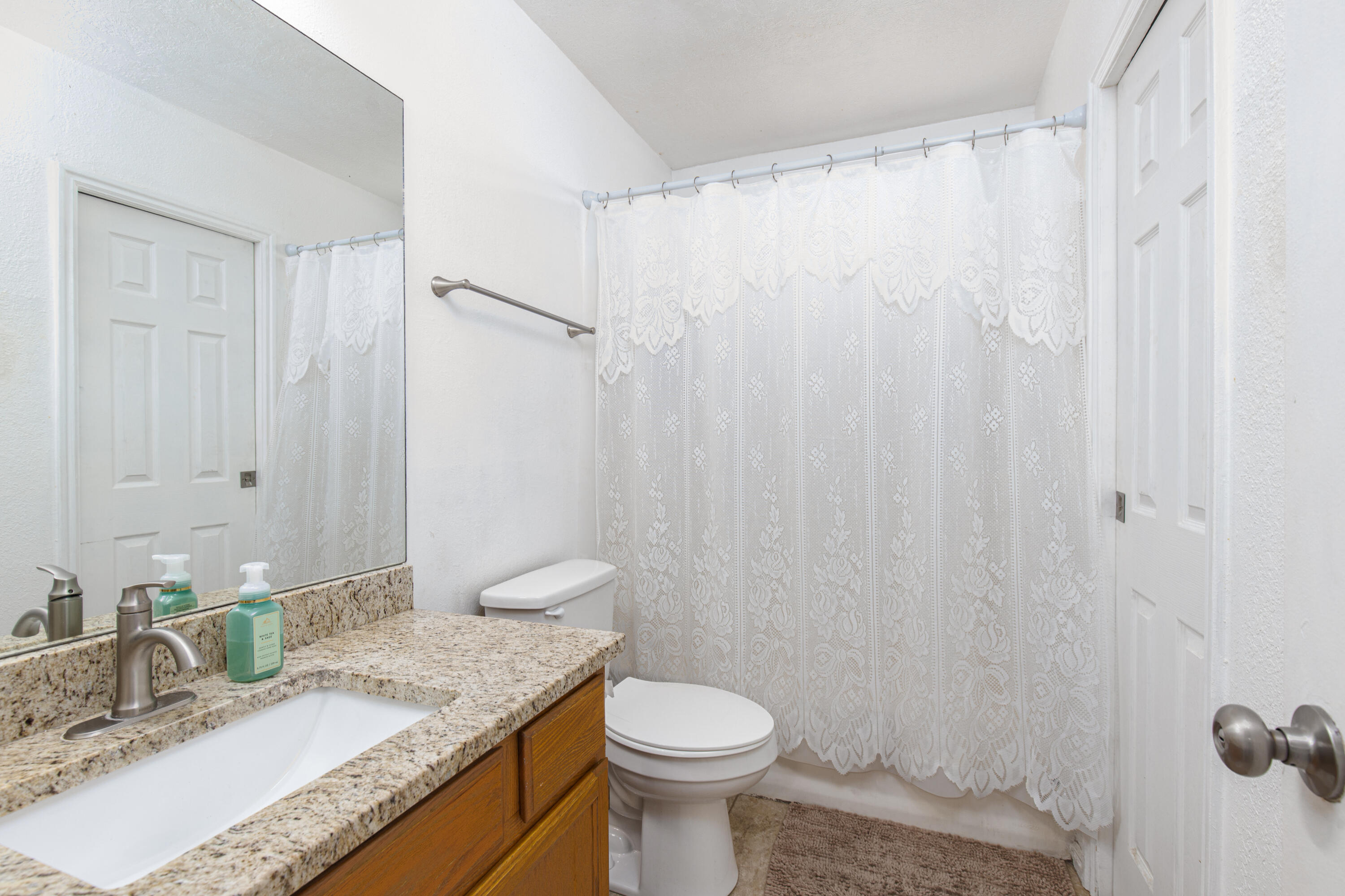 FLEETWOOD SQUARE CONDOS - Residential