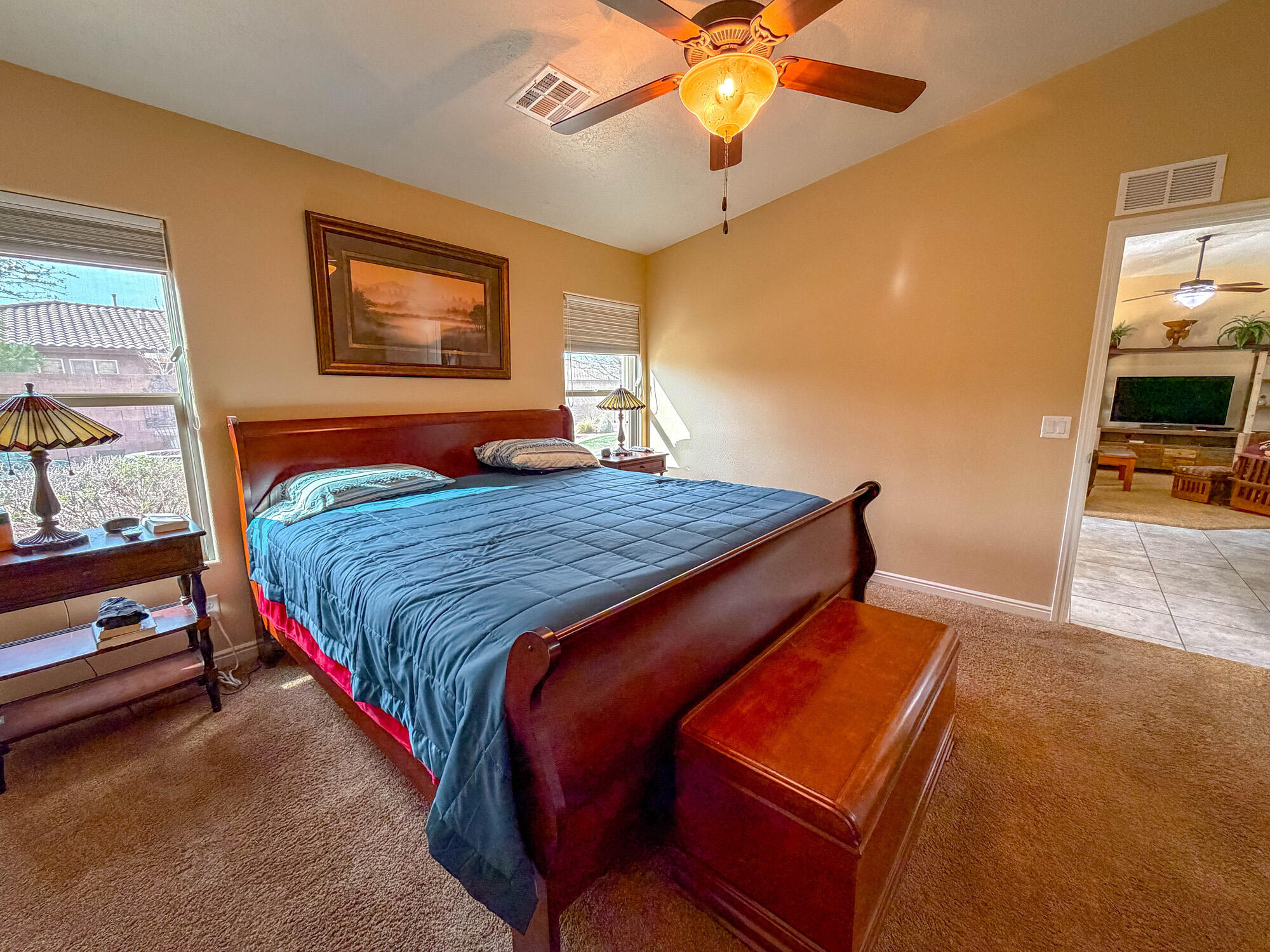 ROCK HAMPTON - Residential