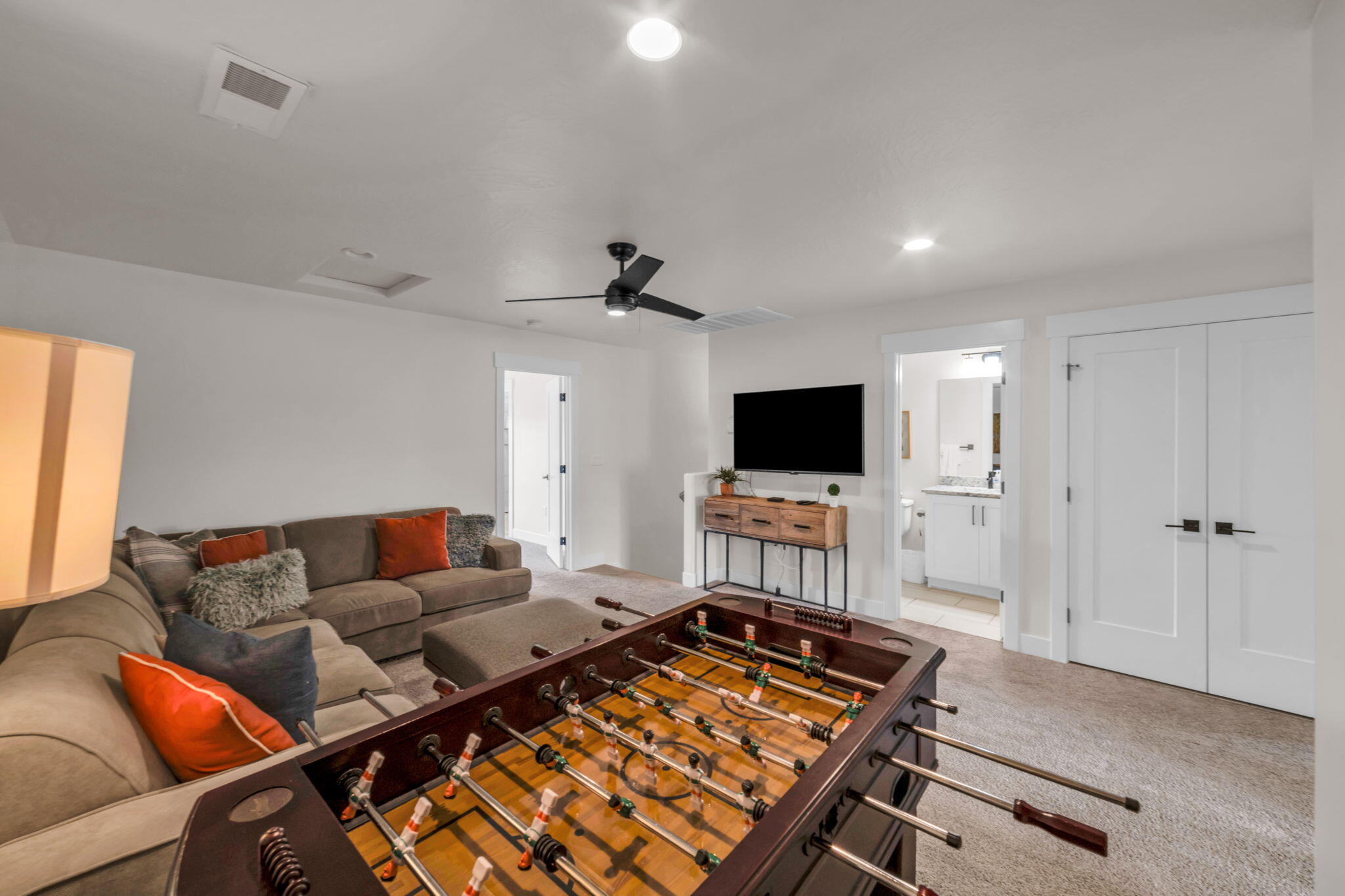 10 DIAGONAL CONDOS - Residential