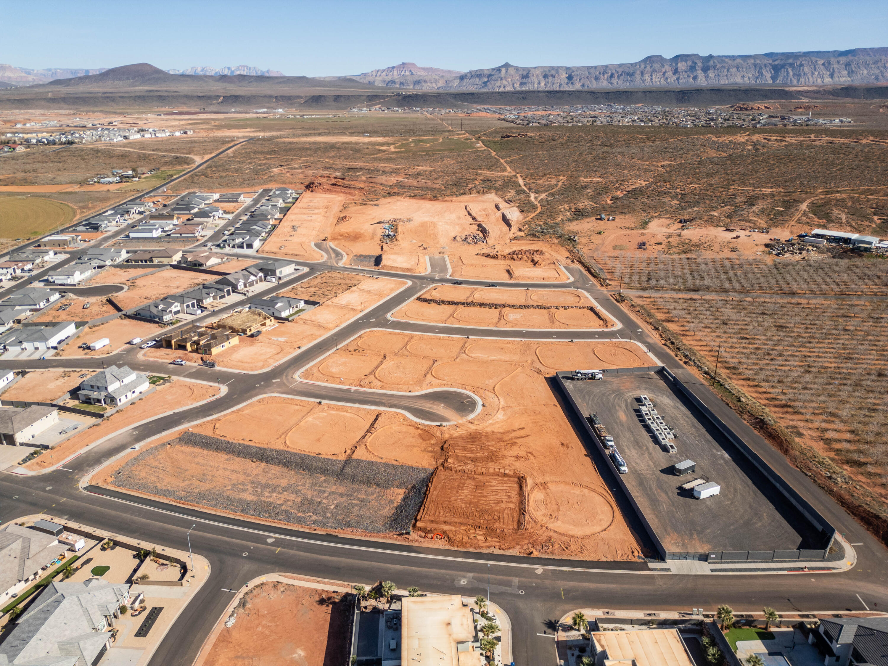 SAND HOLLOW VILLAGE - Land