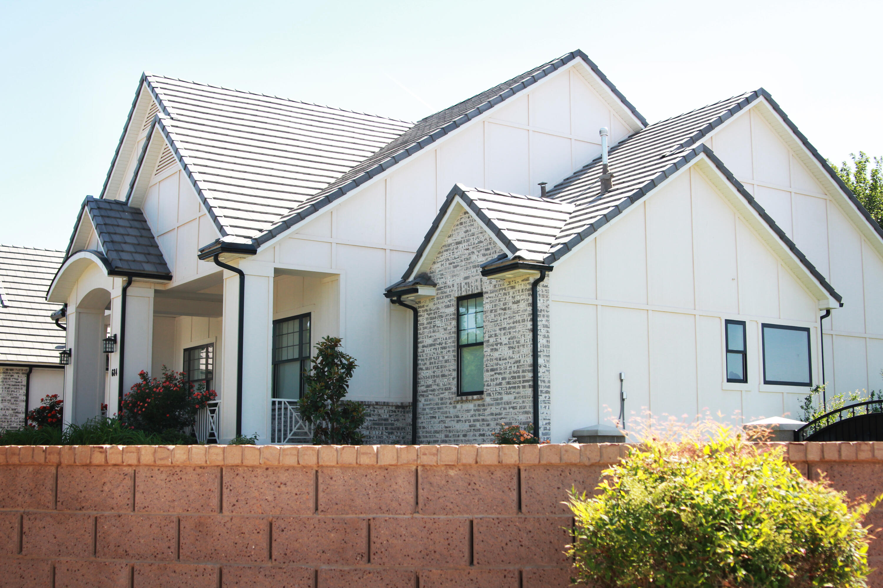 WINDSOR ESTATES - Residential