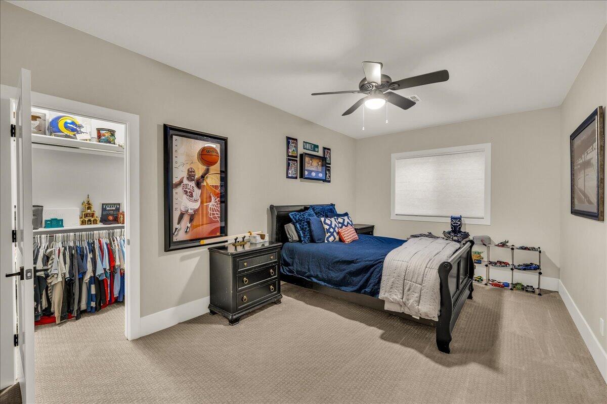WINDSOR ESTATES - Residential