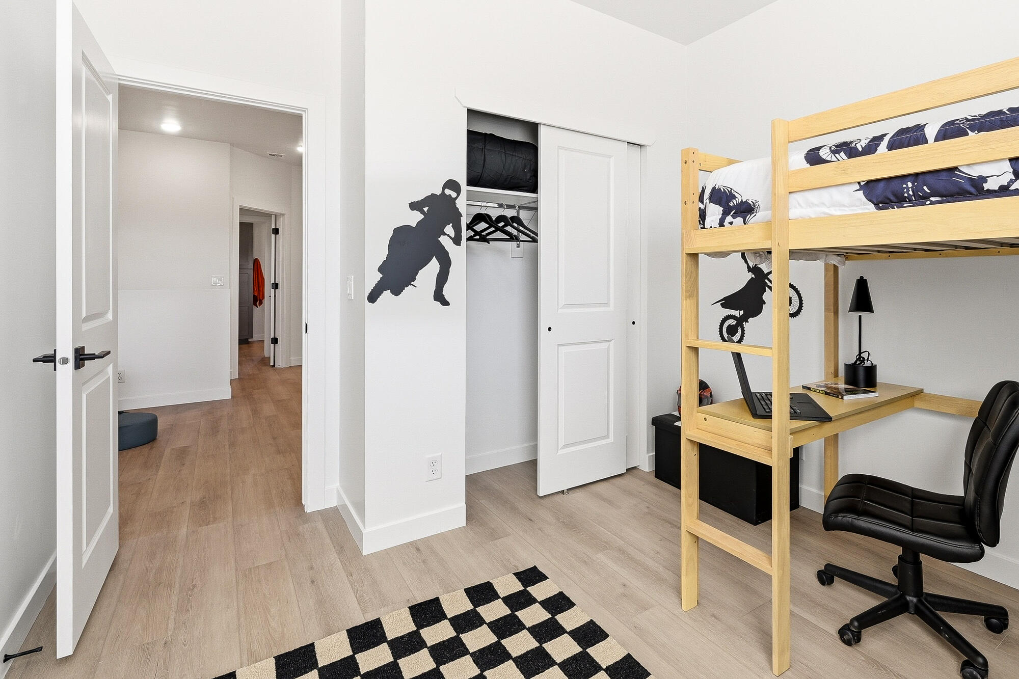 SKY VIEW ESTATES - Residential