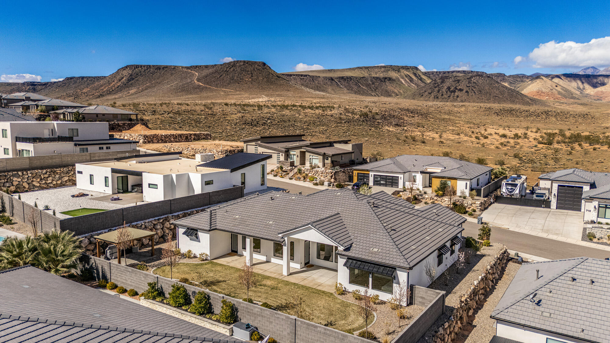 WASHINGTON VISTA - Residential