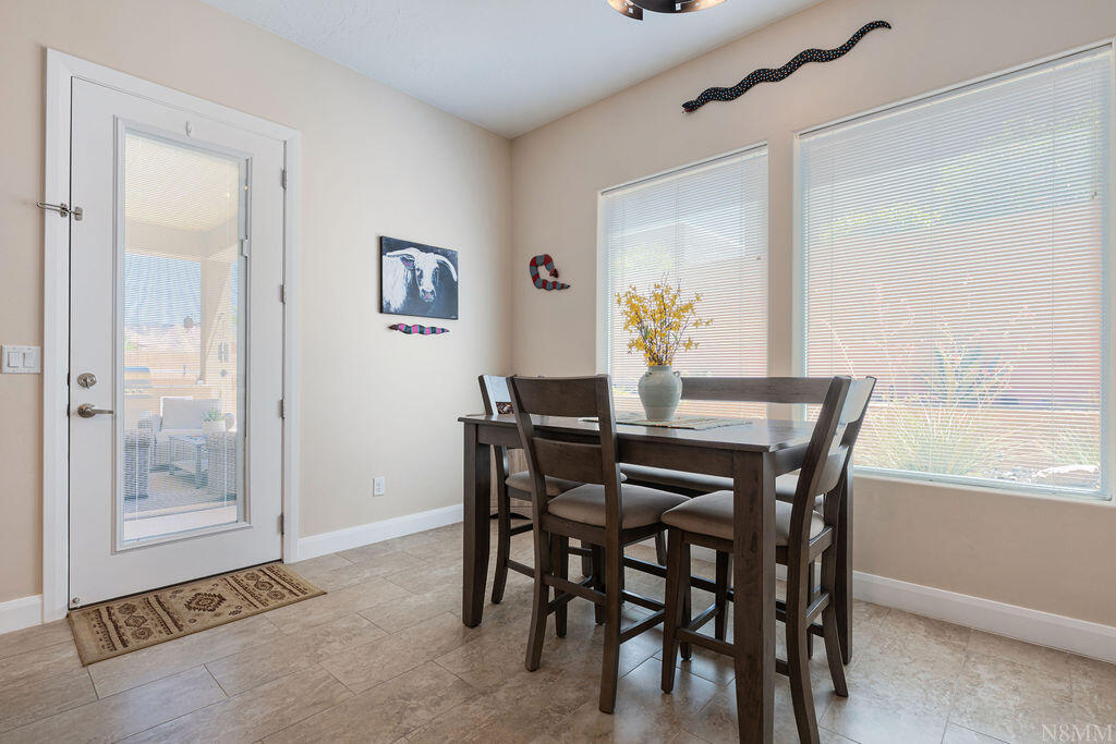LEDGES OF SG WHITE ROCKS - Residential