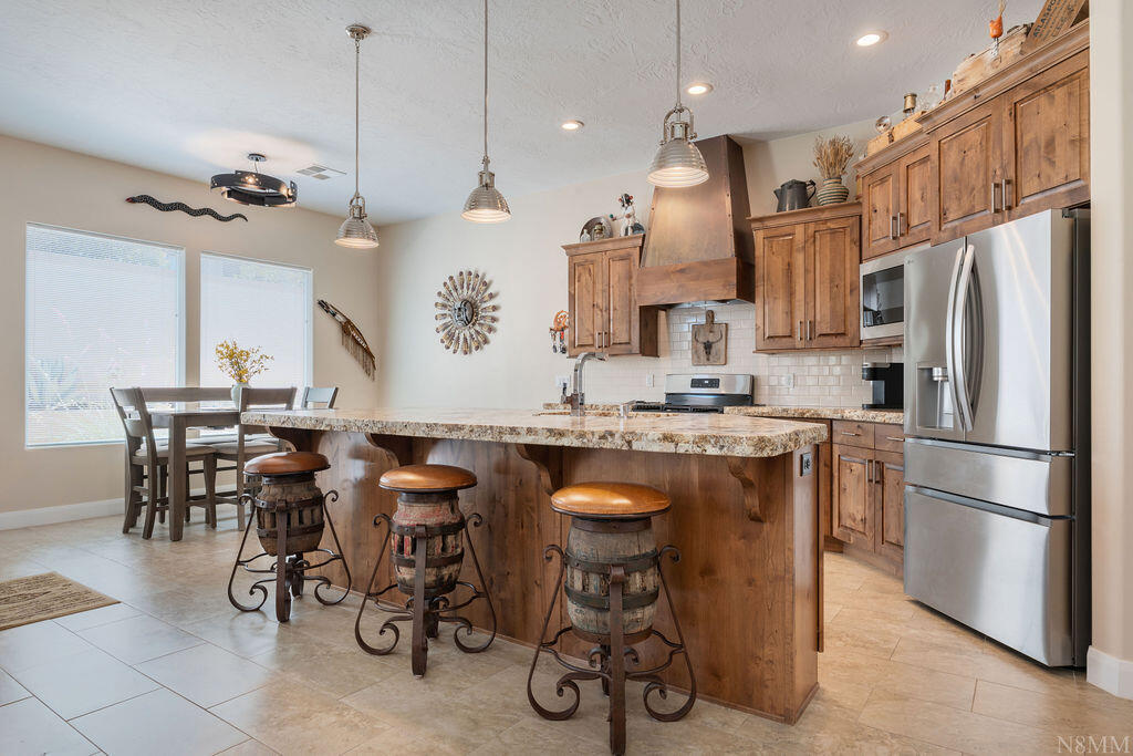 LEDGES OF SG WHITE ROCKS - Residential