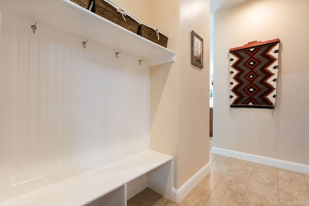 LEDGES OF SG WHITE ROCKS - Residential