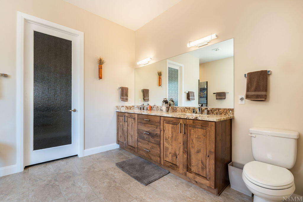 LEDGES OF SG WHITE ROCKS - Residential