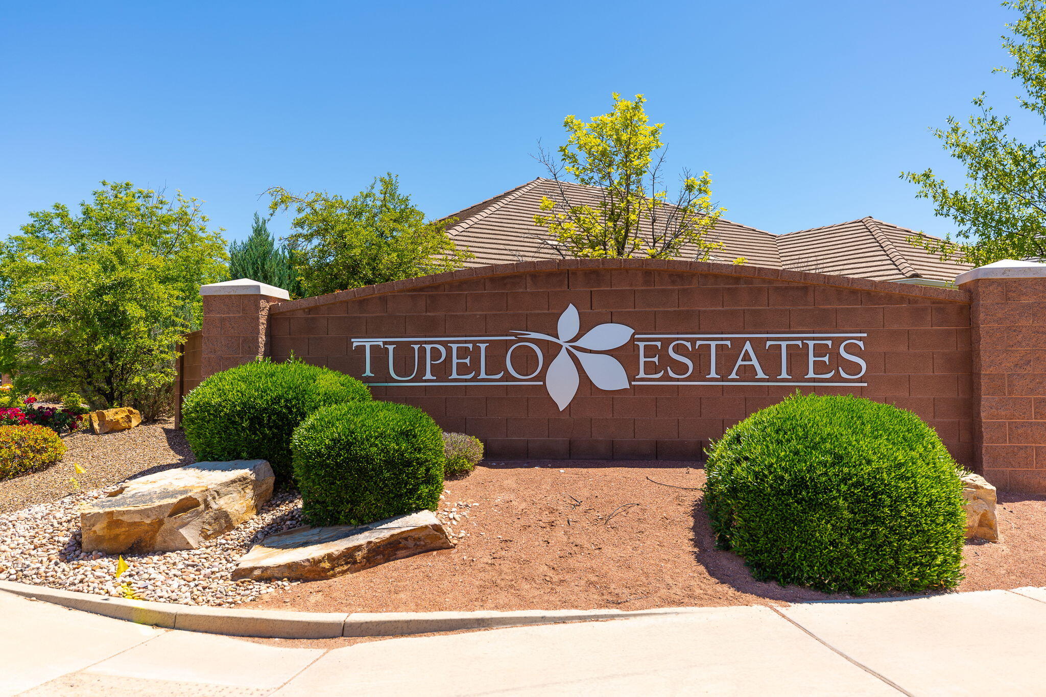TUPELO ESTATES - Residential