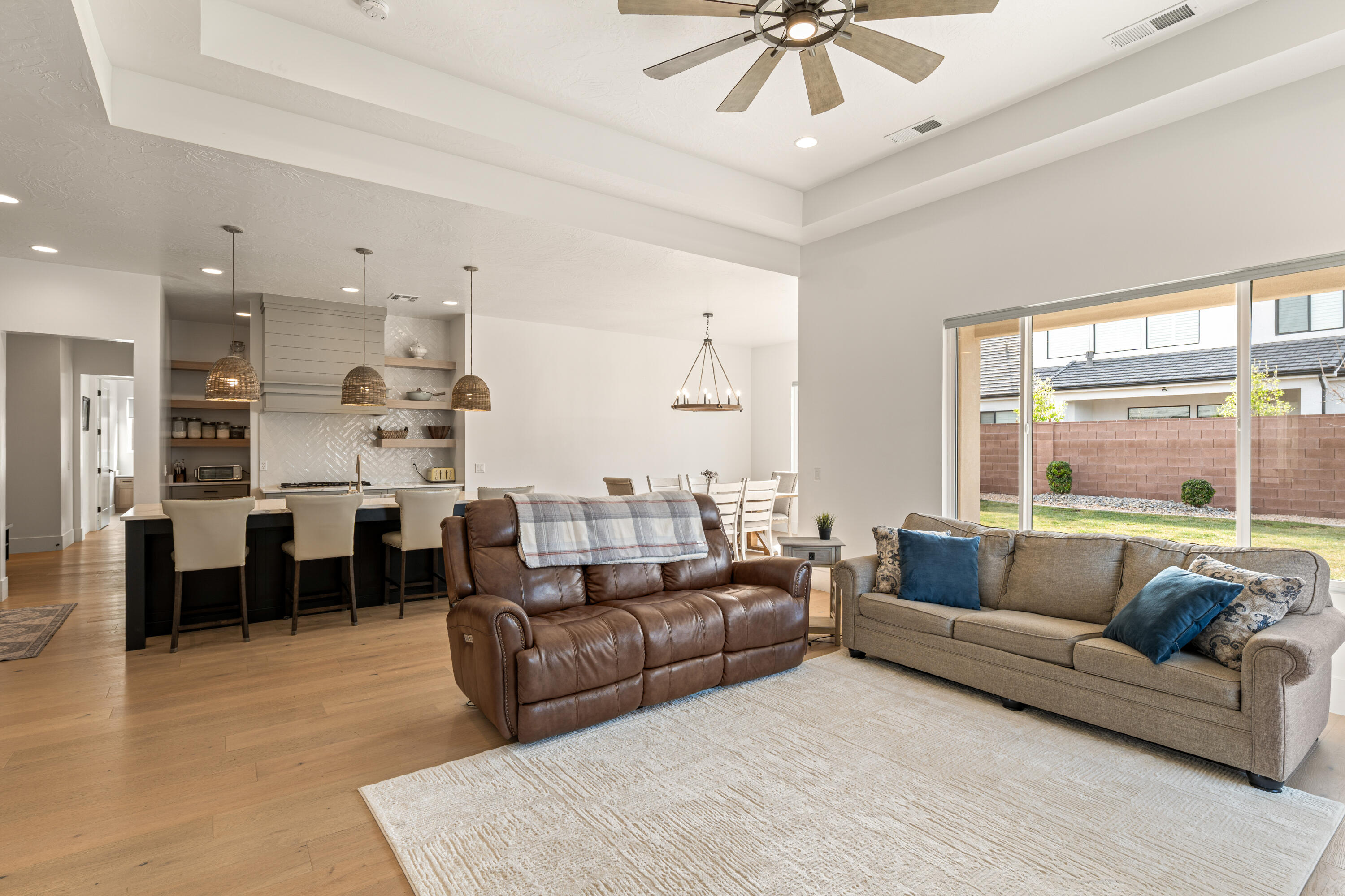 DESERT SAGE - Residential