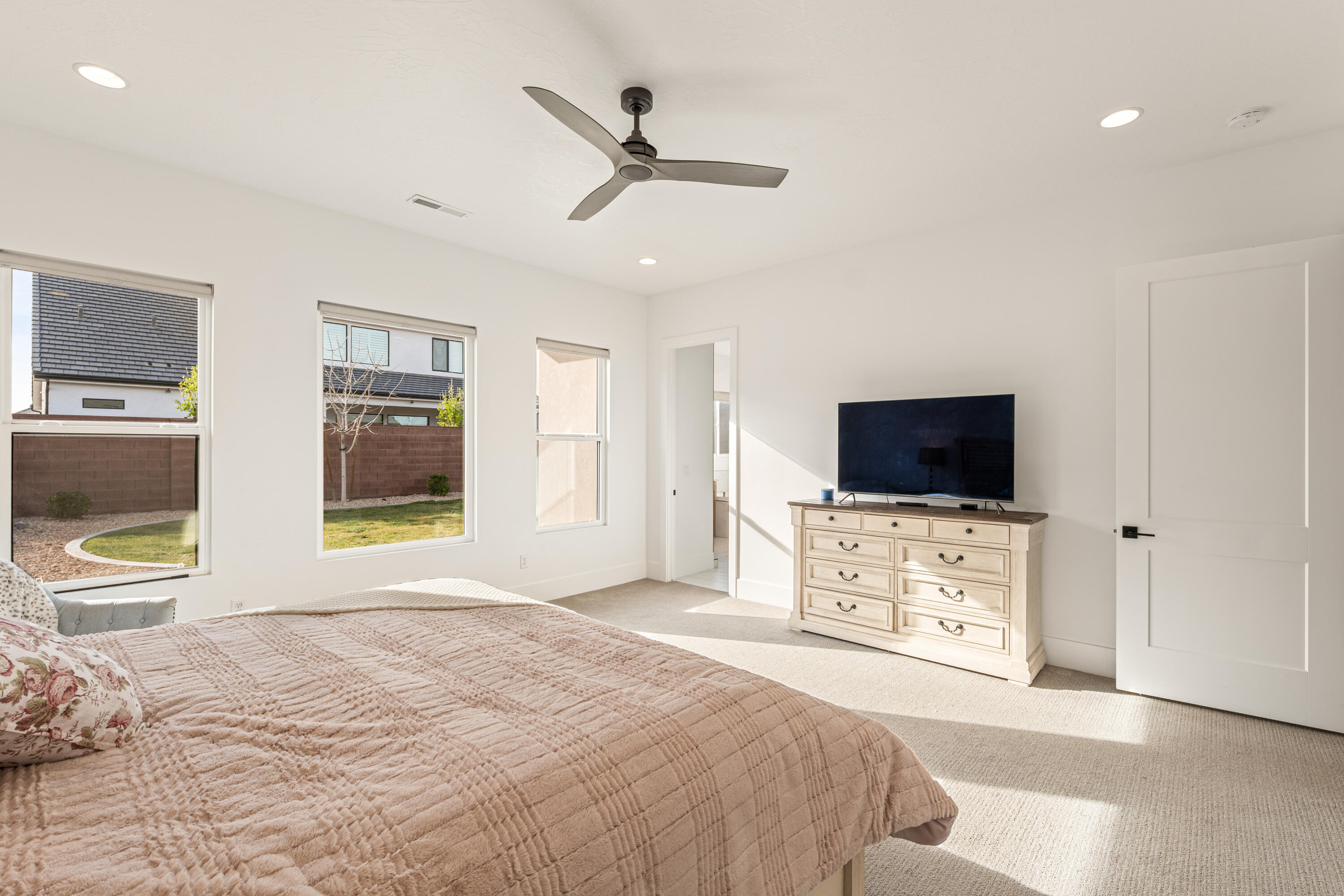 DESERT SAGE - Residential