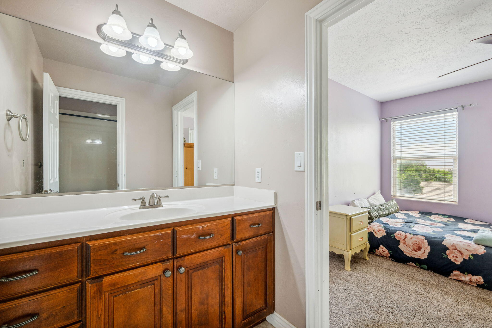SAGE HOLLOW - Residential