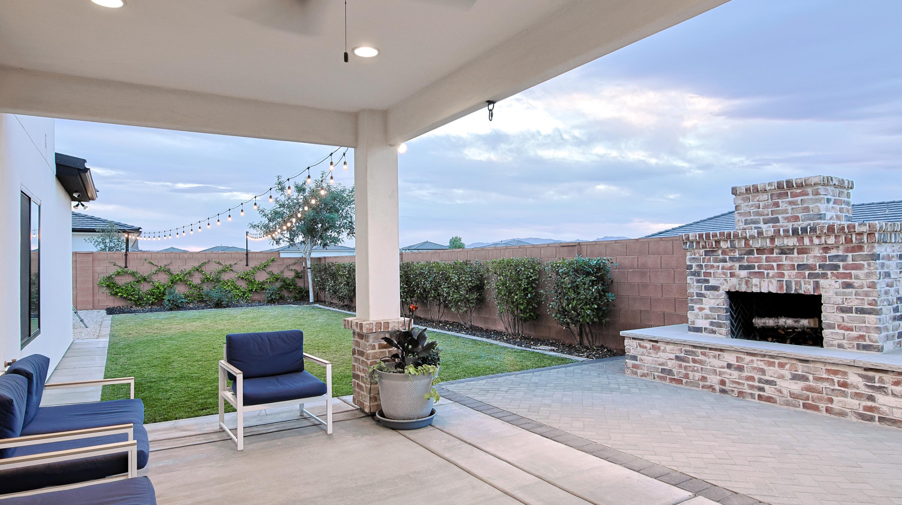SAGE CANYON - Residential