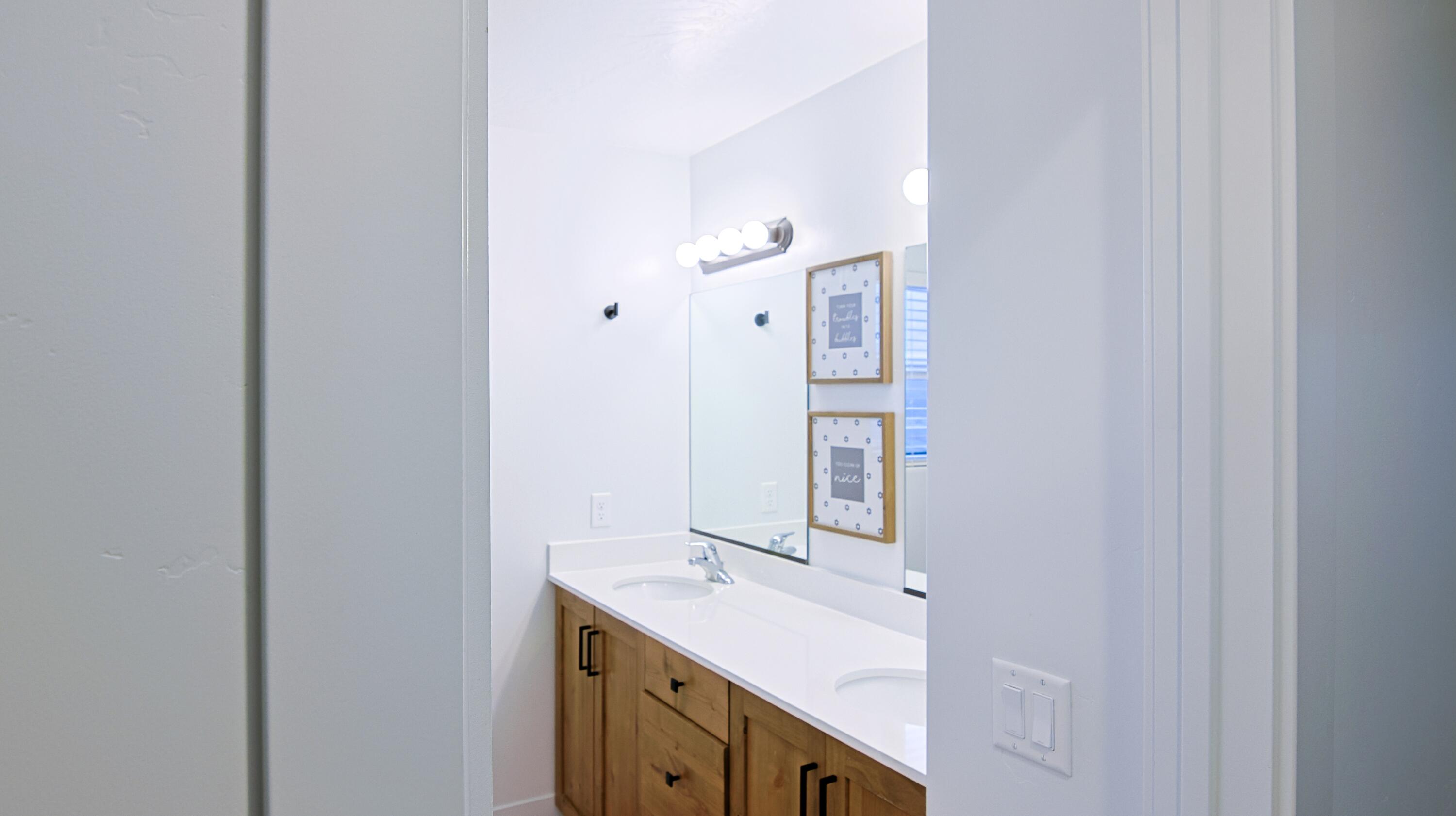 SAGE CANYON - Residential