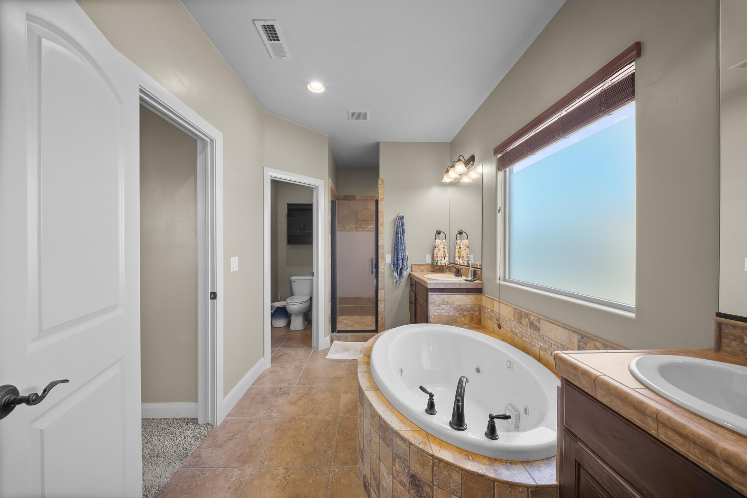 SIENNA HEIGHTS - Residential