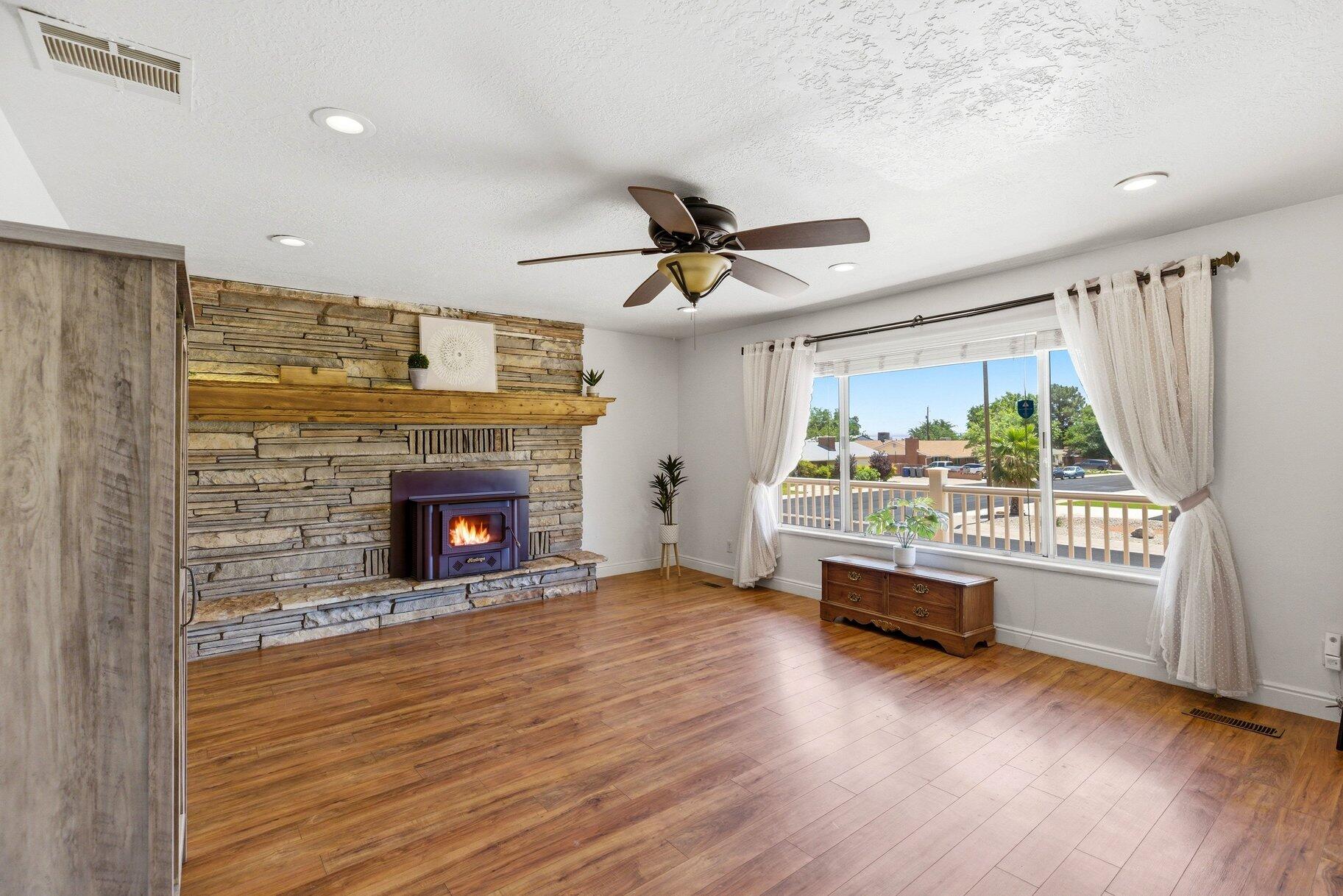 SANTA CLARA HEIGHTS - Residential