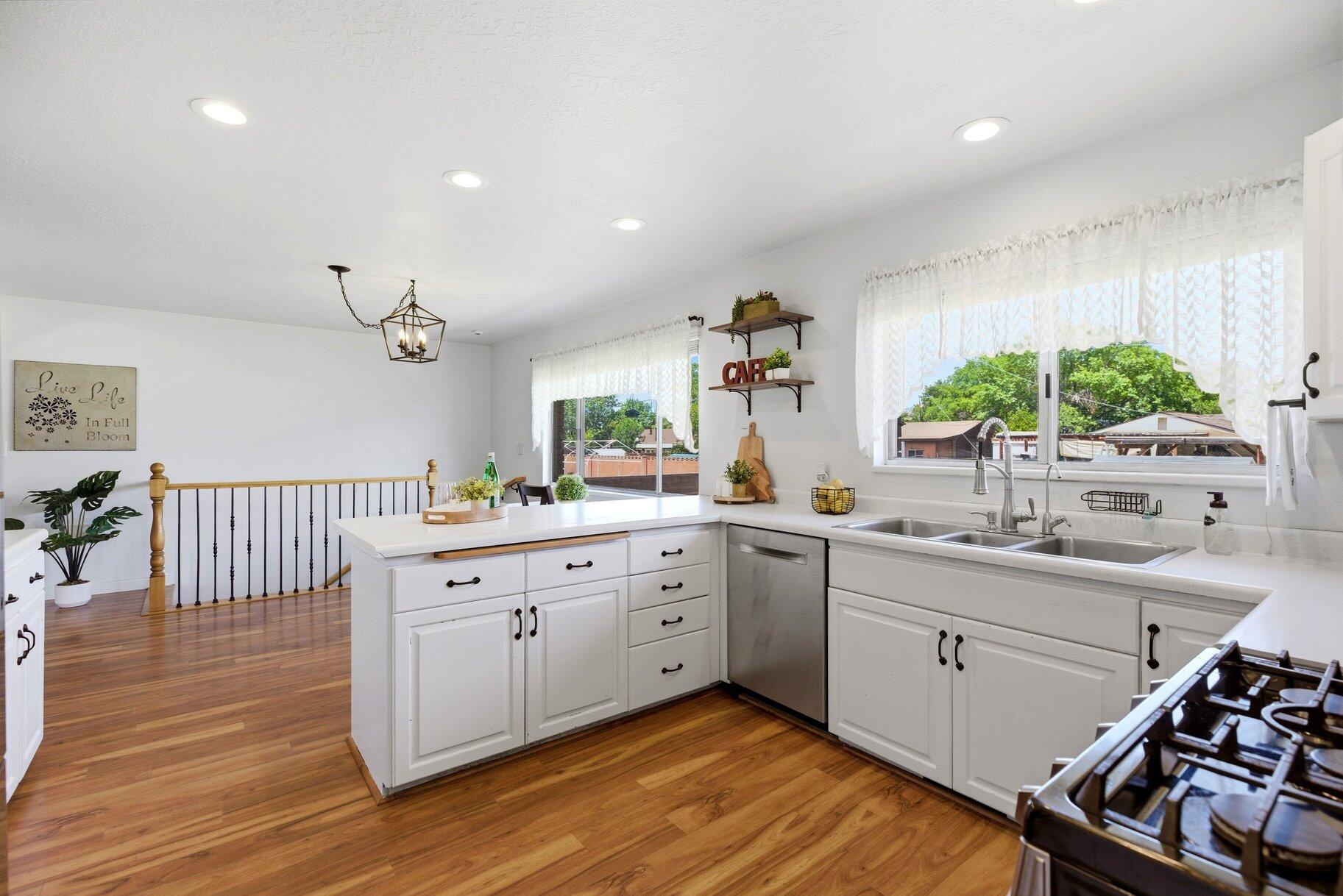 SANTA CLARA HEIGHTS - Residential