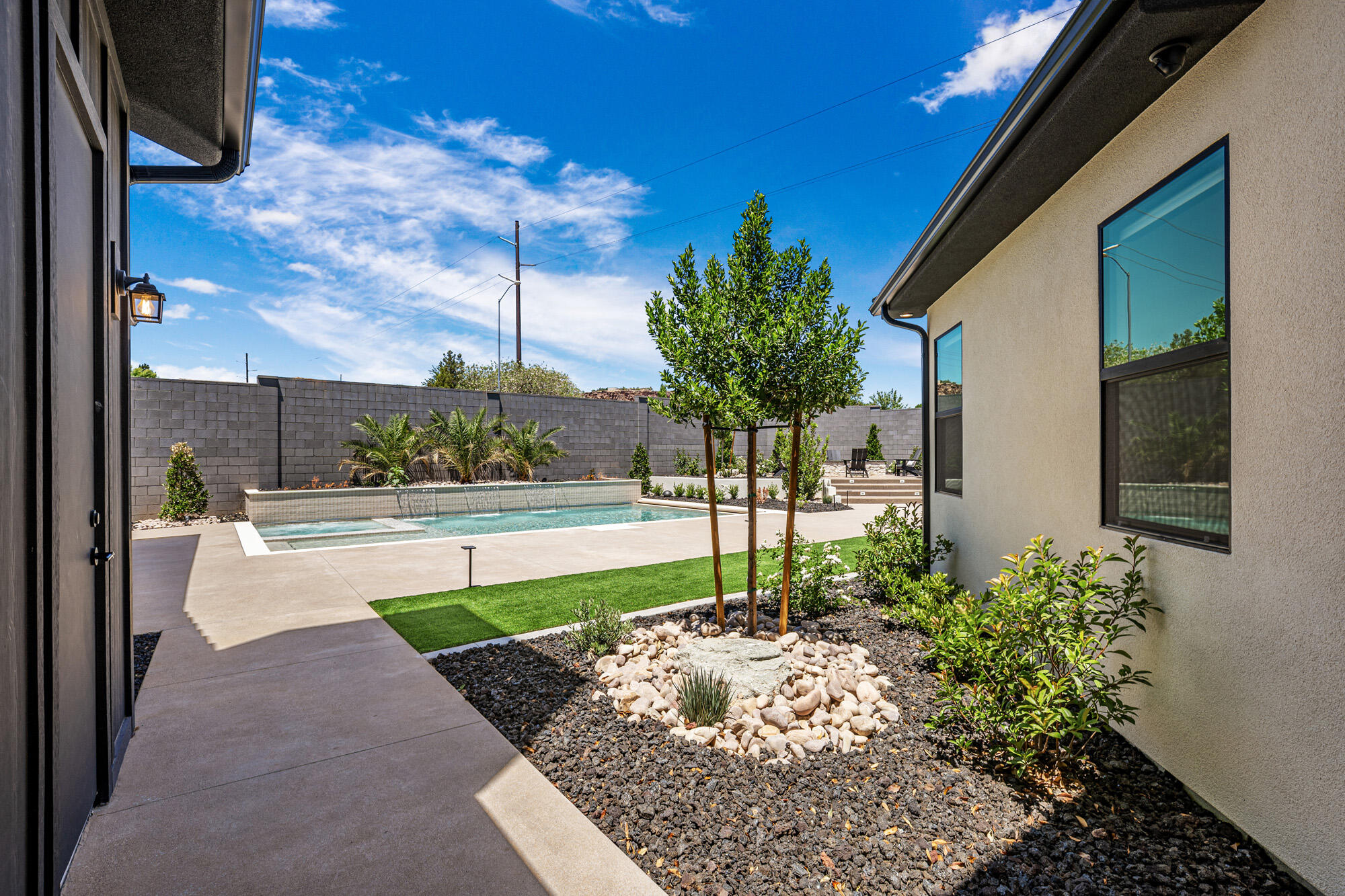 SUNIVA - Residential