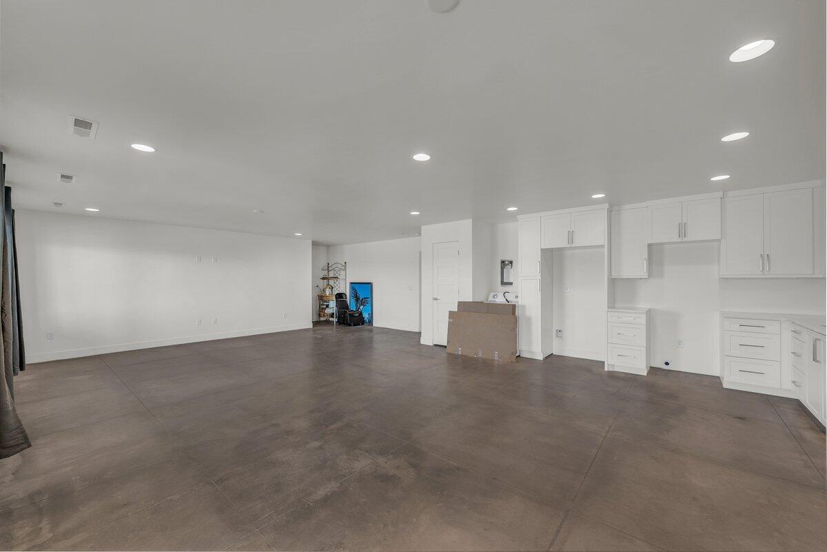 GRAND HEIGHTS - Residential