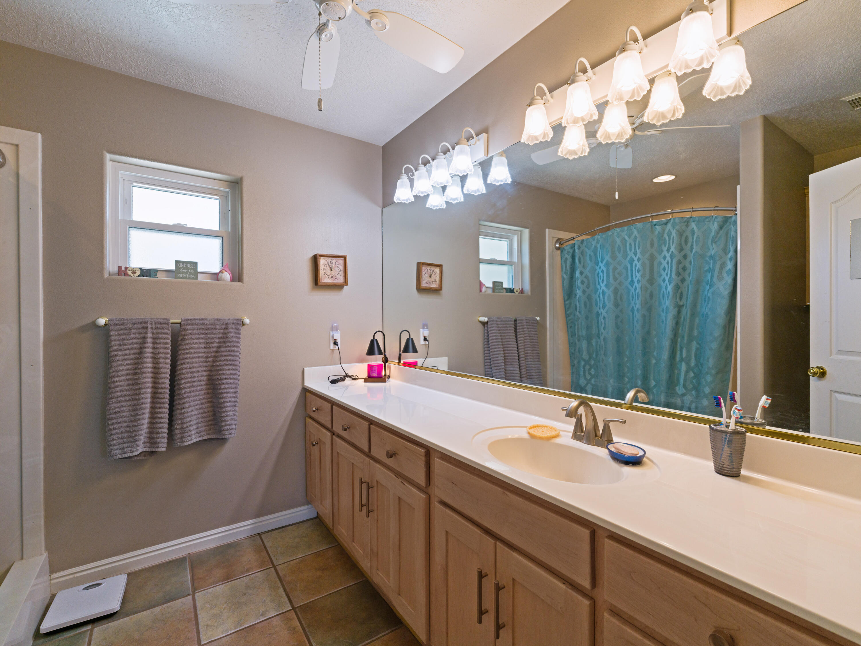 ENTERPRISE TOWNSITE - Residential