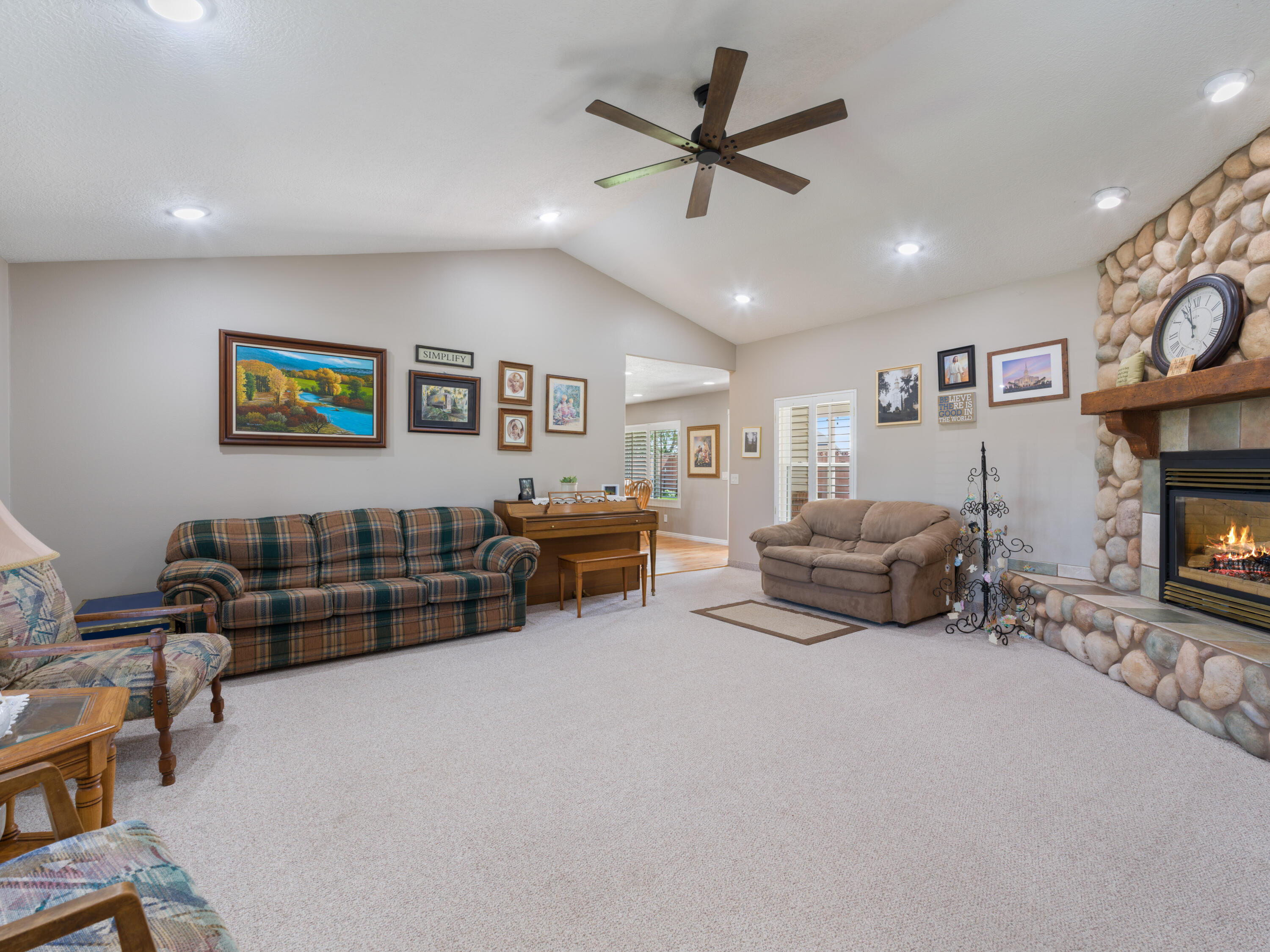 ENTERPRISE TOWNSITE - Residential