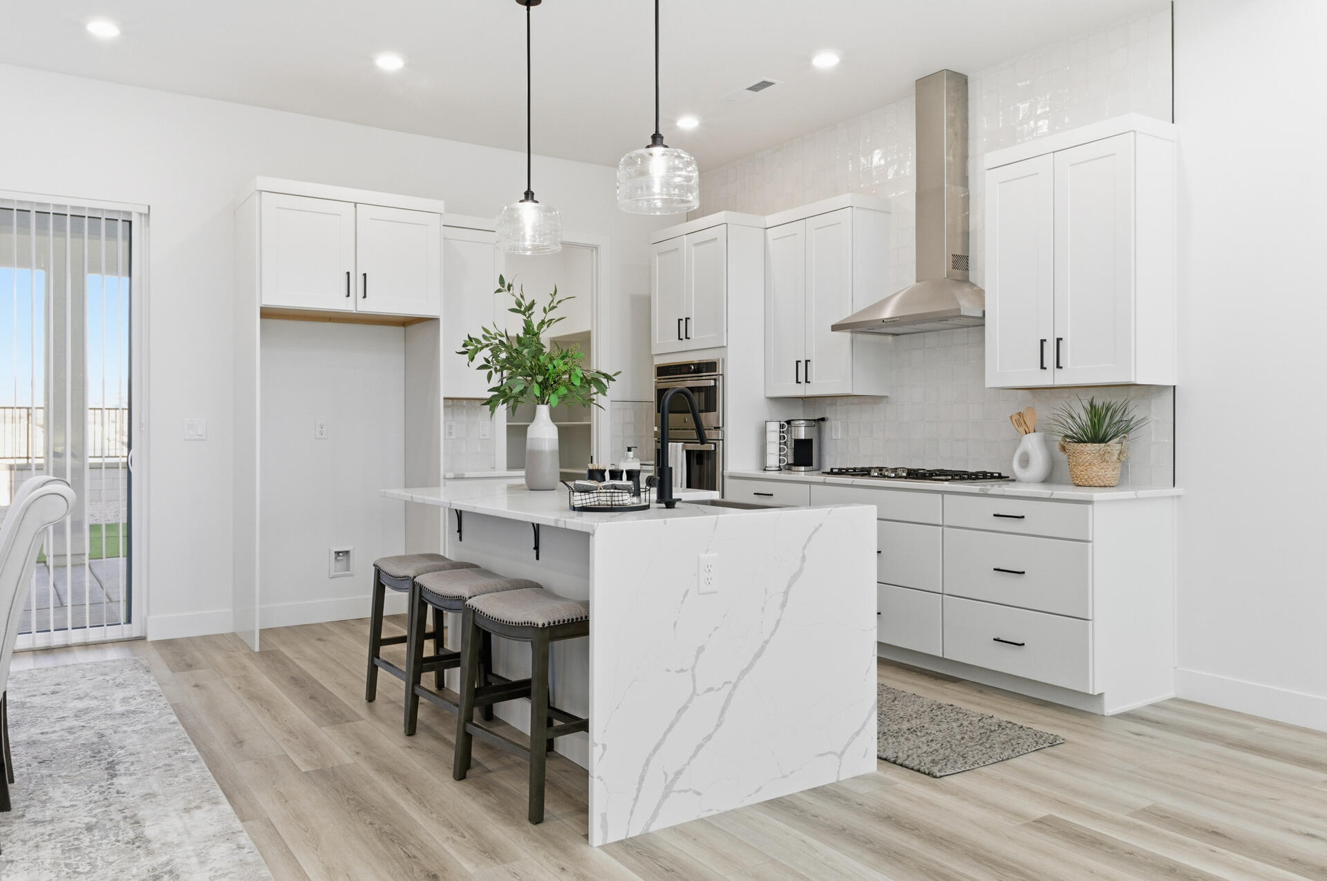 DESERT COLOR SAGE HAVEN - Residential