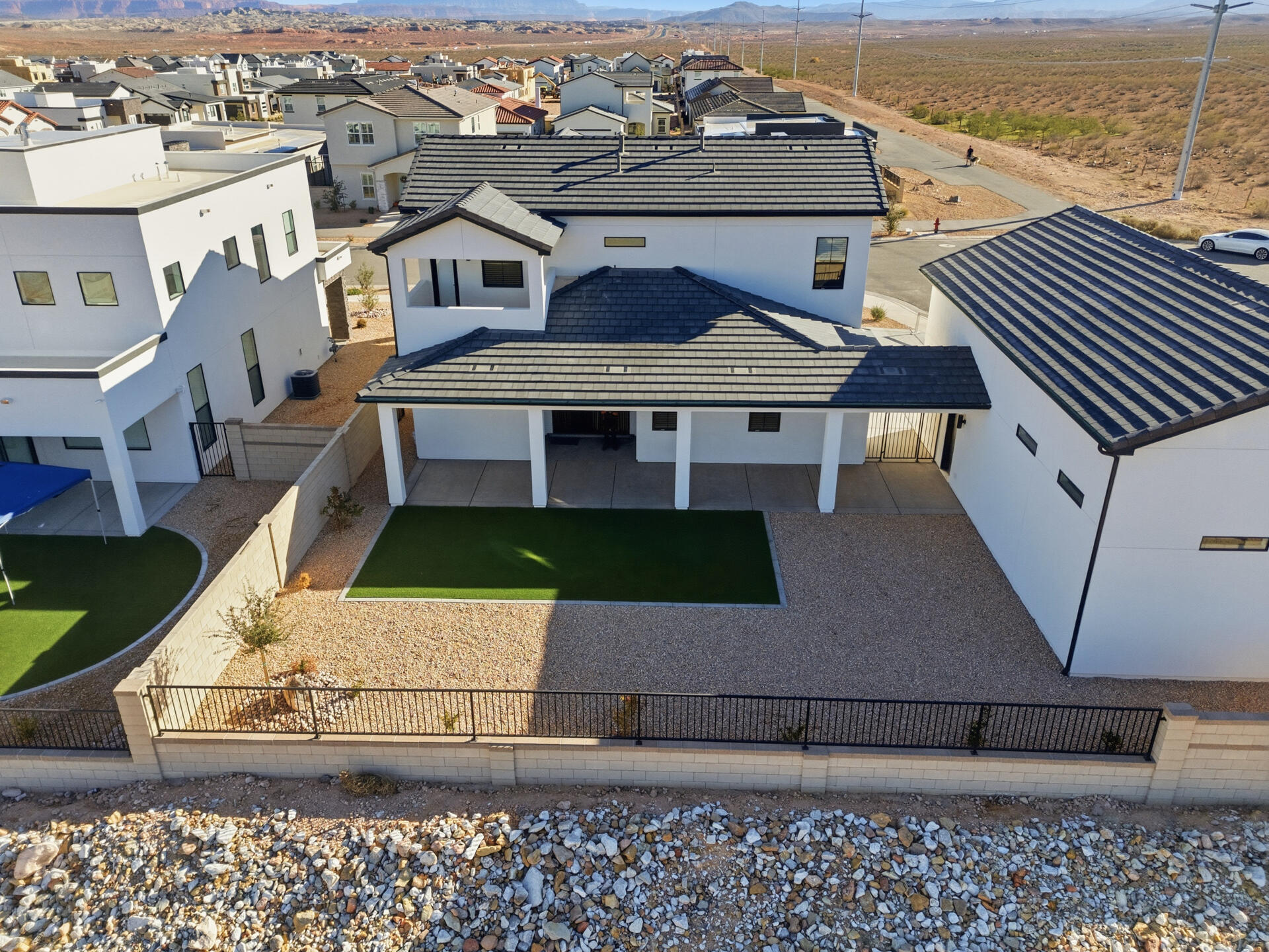 DESERT COLOR SAGE HAVEN - Residential