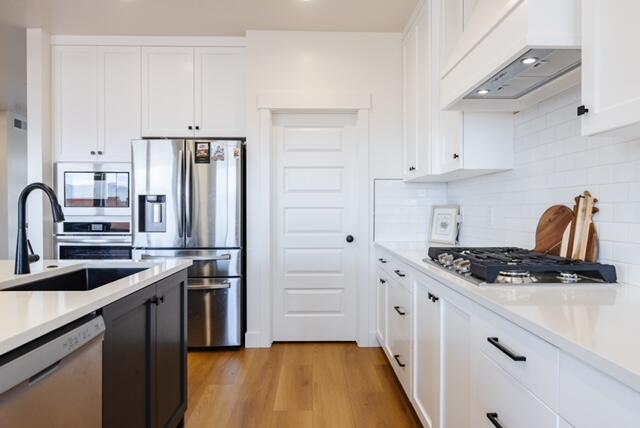 WHITE HILLS SUB - Residential