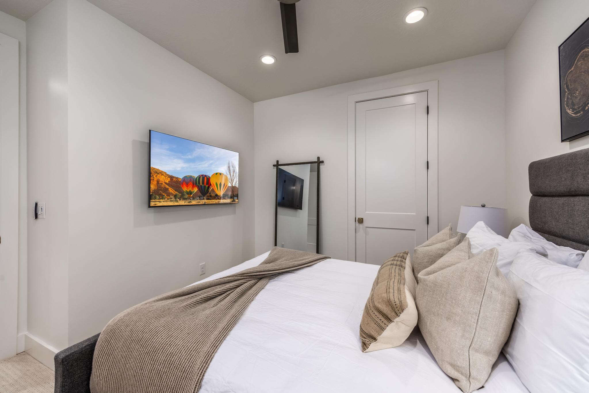 DESERT COLOR RESORT - Residential