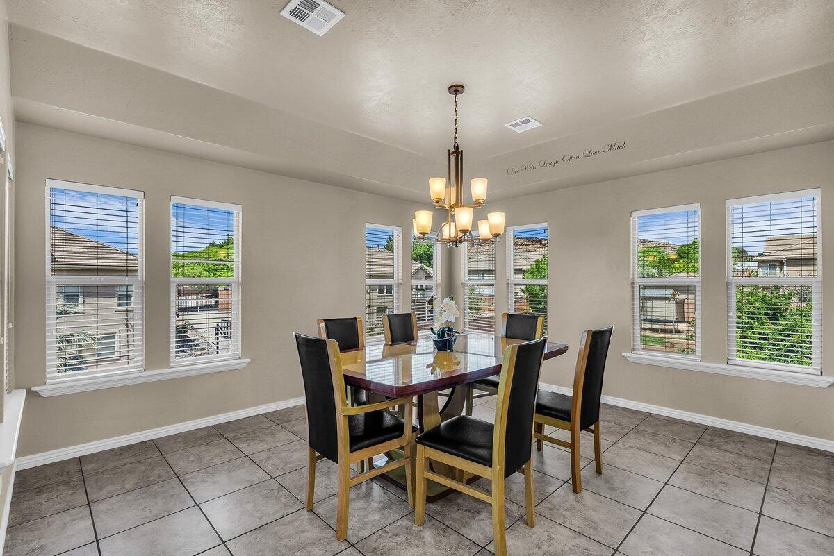 RED BUTTE - Residential