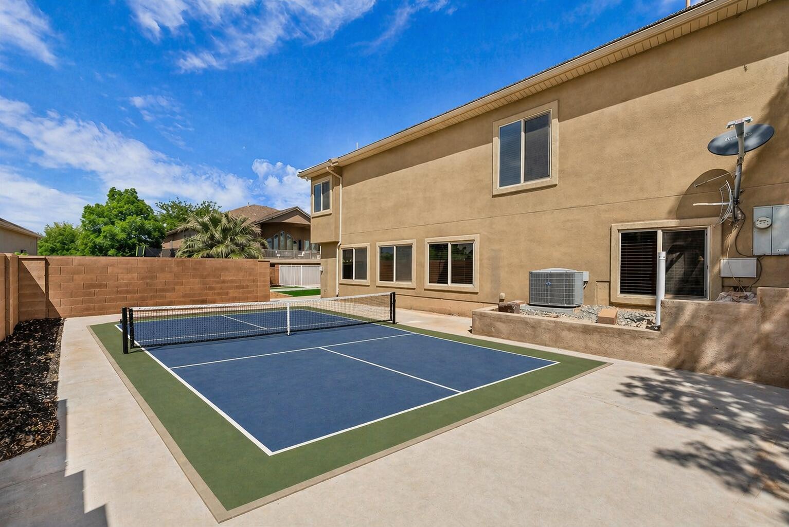 RED BUTTE - Residential