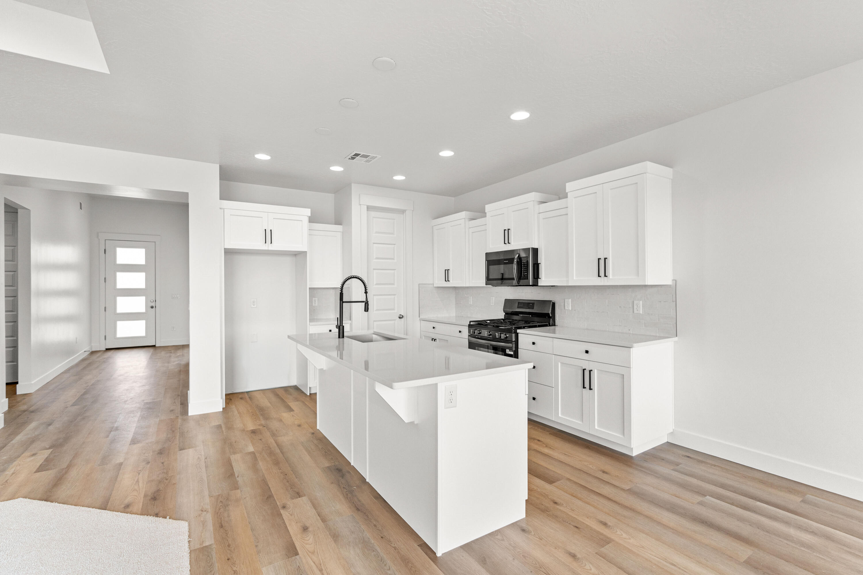 STRAWBERRY FIELDS ESTATES - Residential