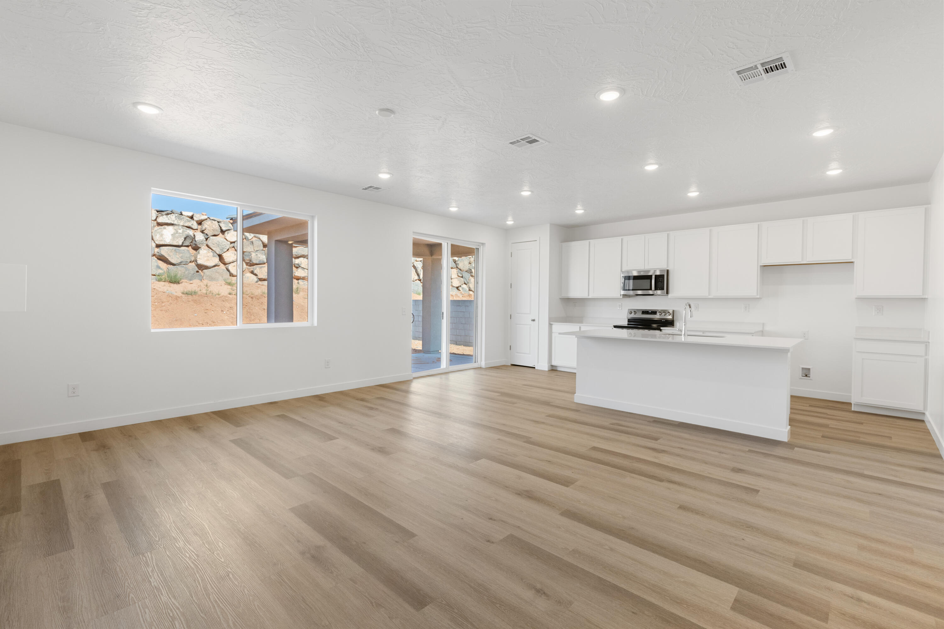 CORDERO - Residential