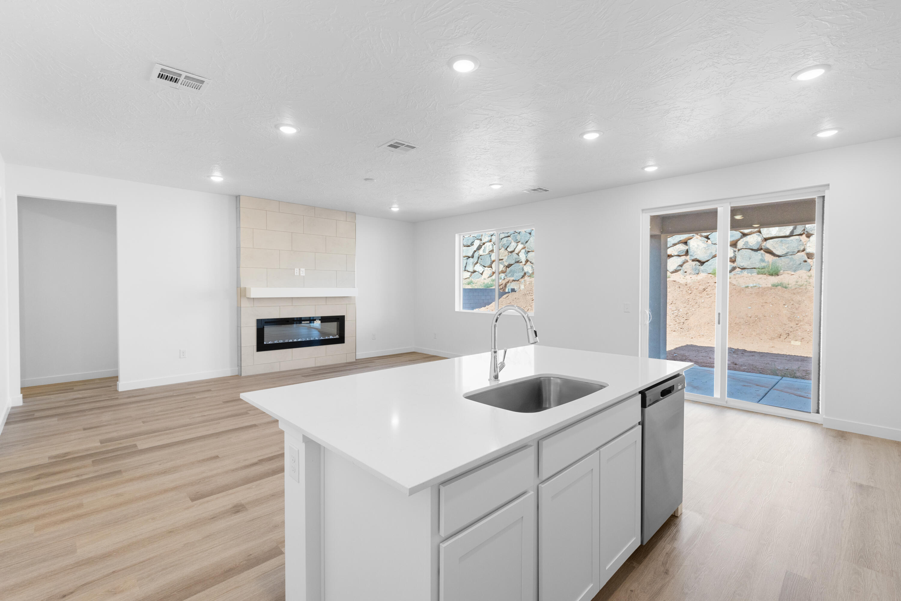 CORDERO - Residential