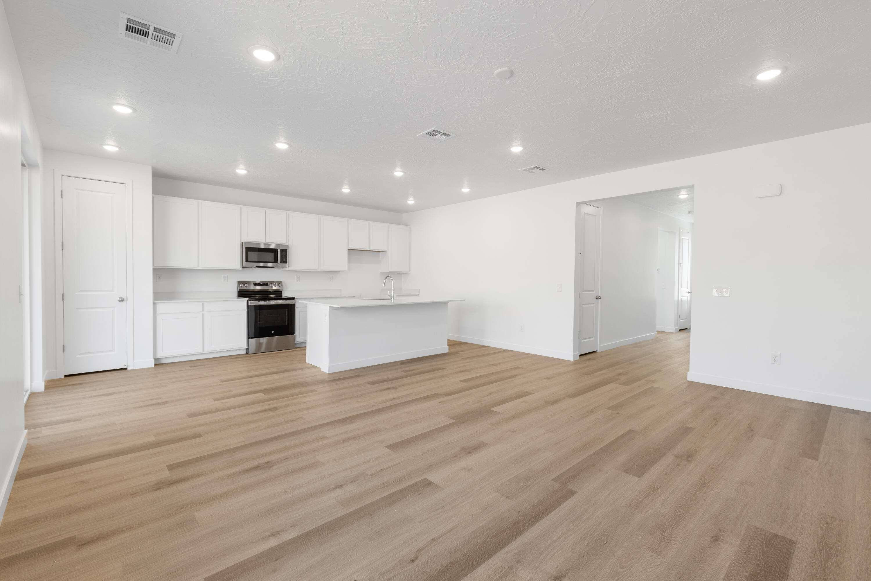 CORDERO - Residential