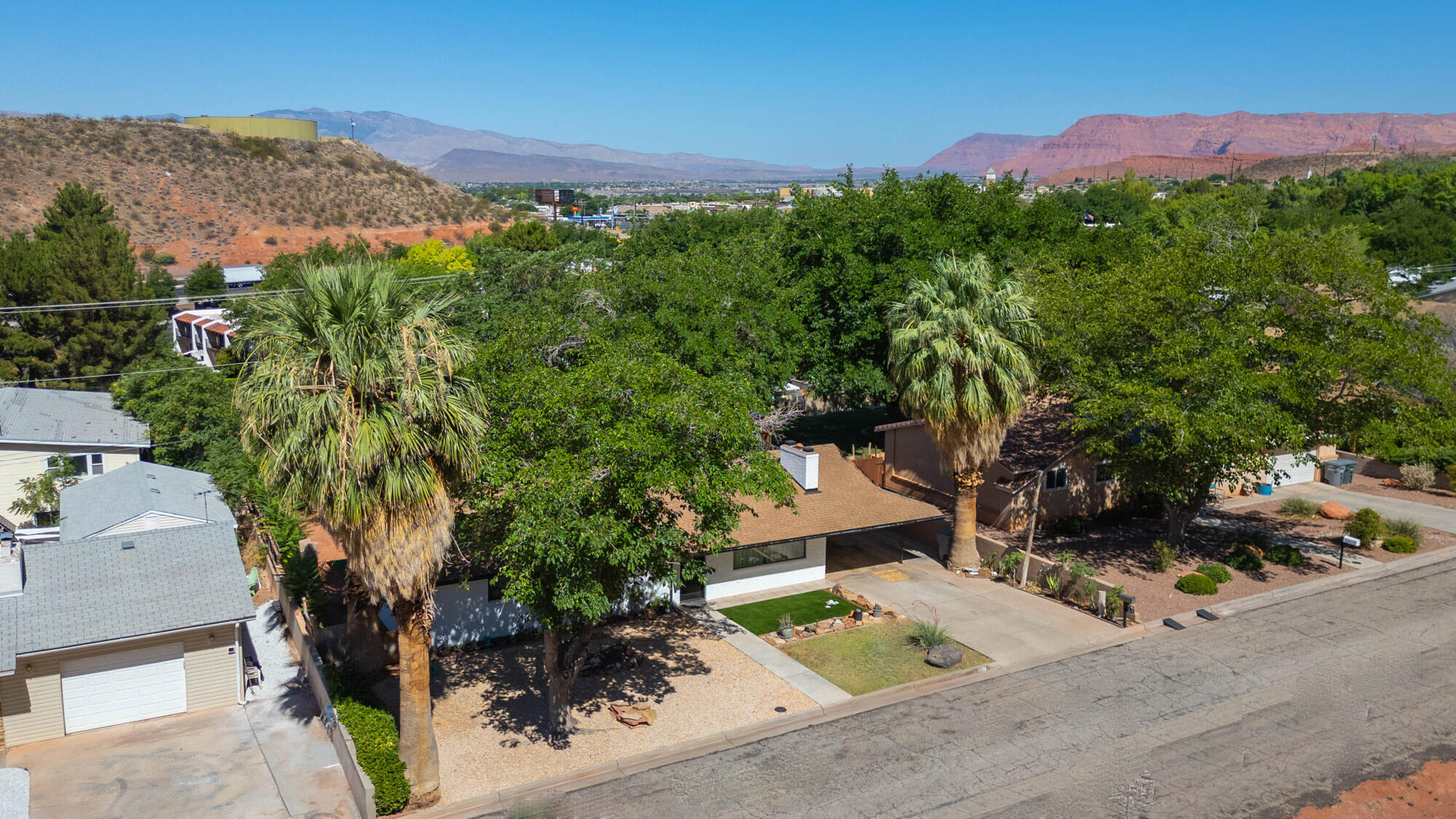 RED HILLS - Residential