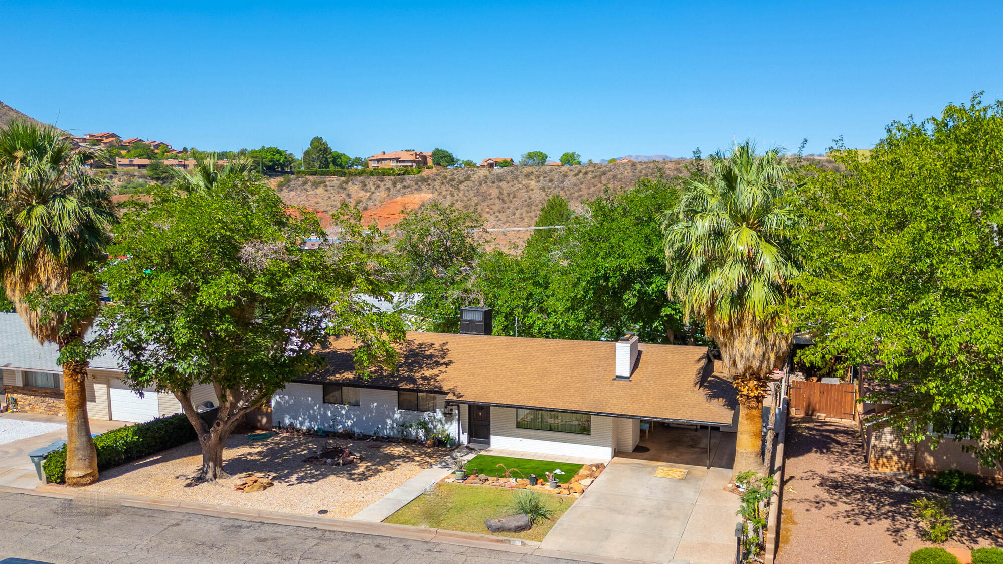 RED HILLS - Residential