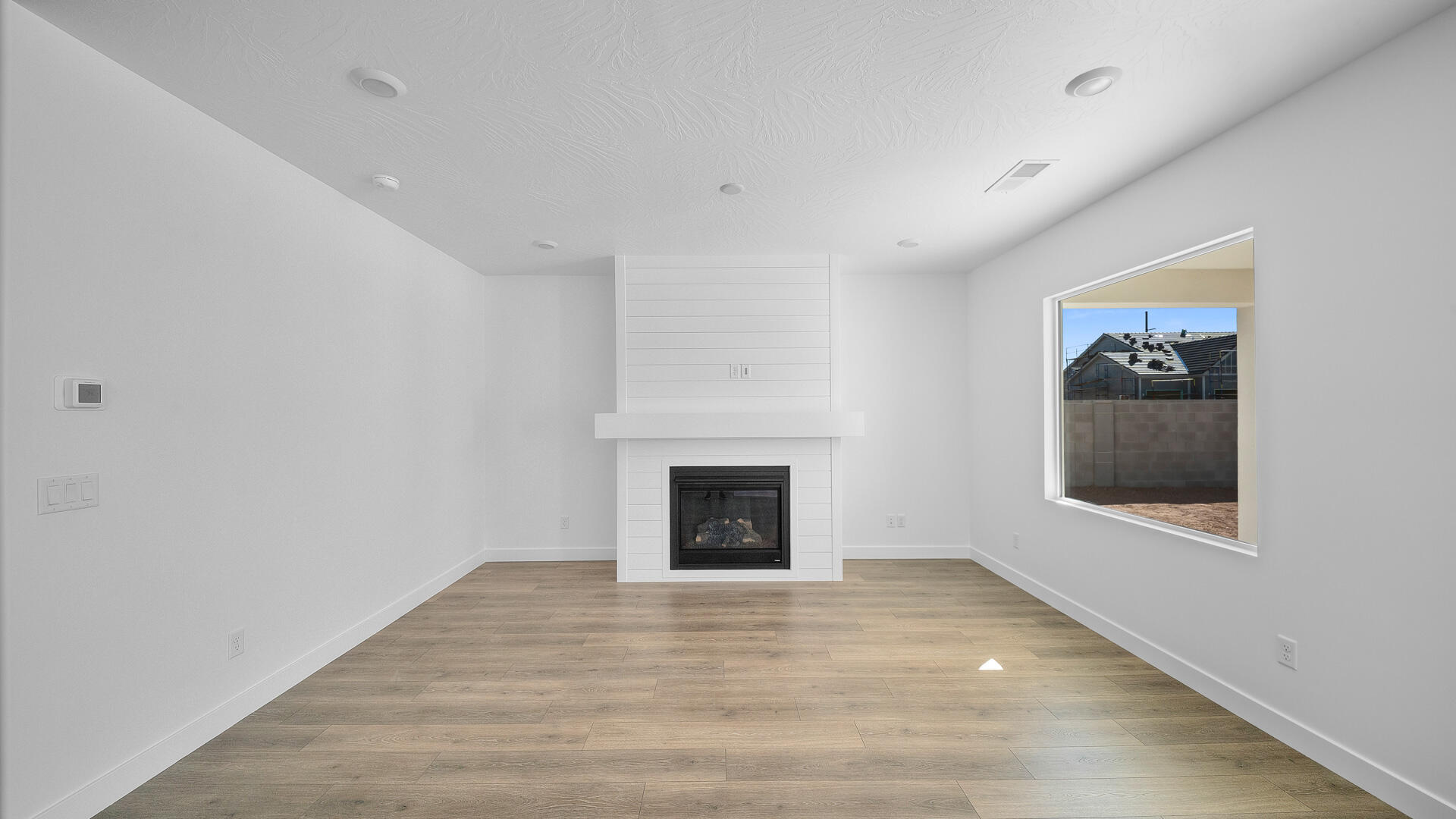 FIREROCK - Residential