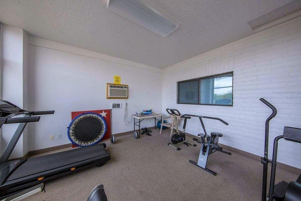 CANYON BREEZE RV RESORT - Land