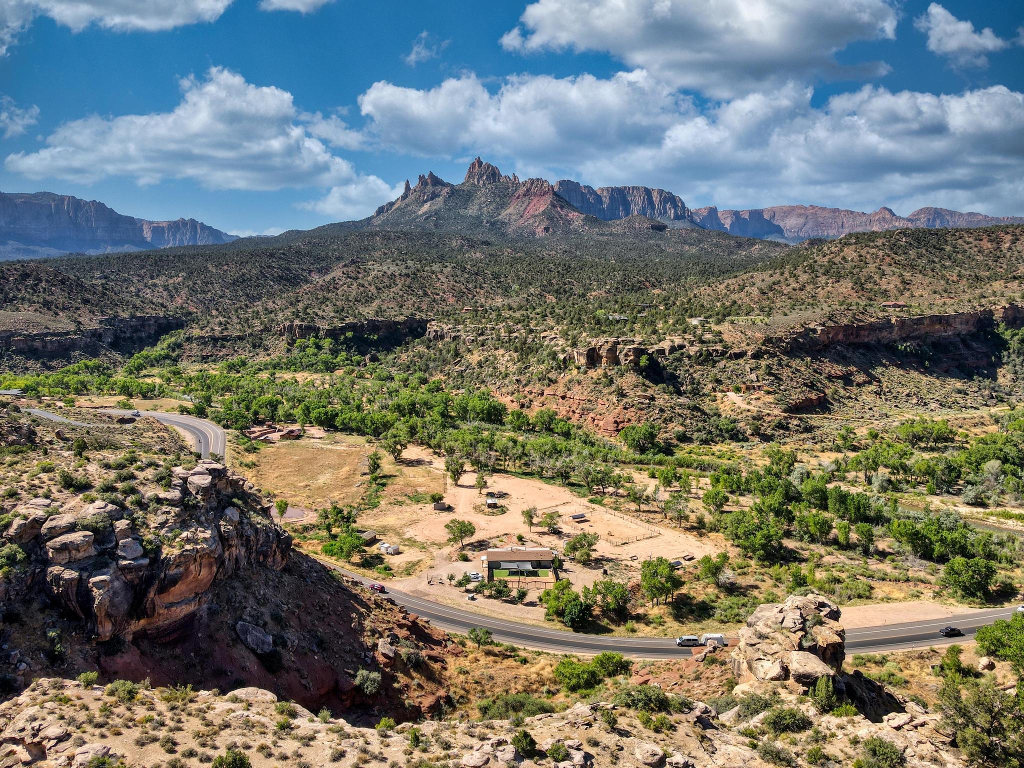 ANASAZI PLATEAU - Residential