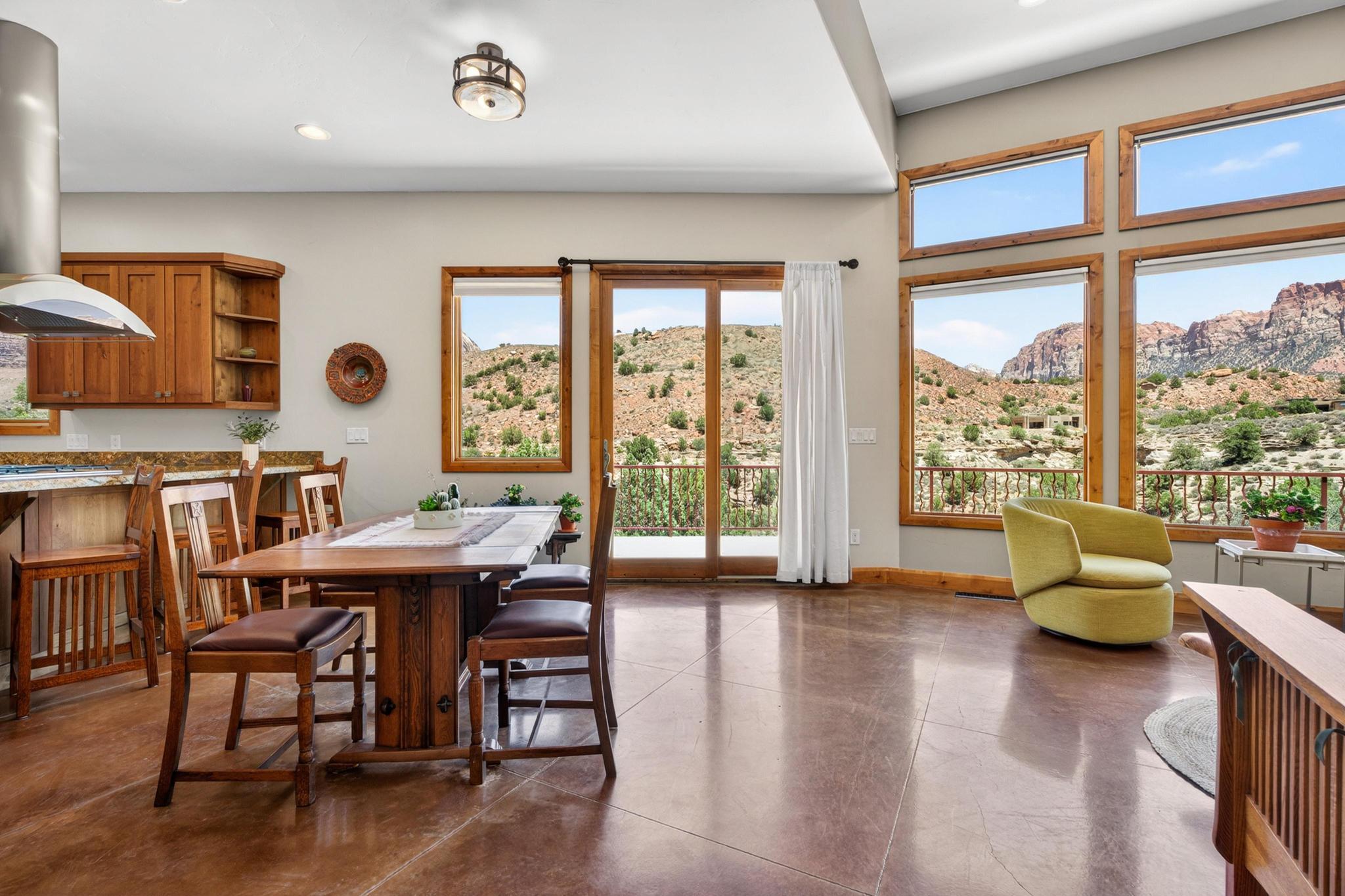 ANASAZI PLATEAU - Residential