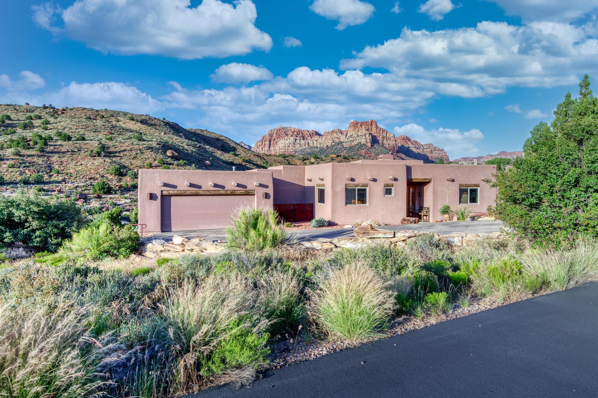 ANASAZI PLATEAU - Residential