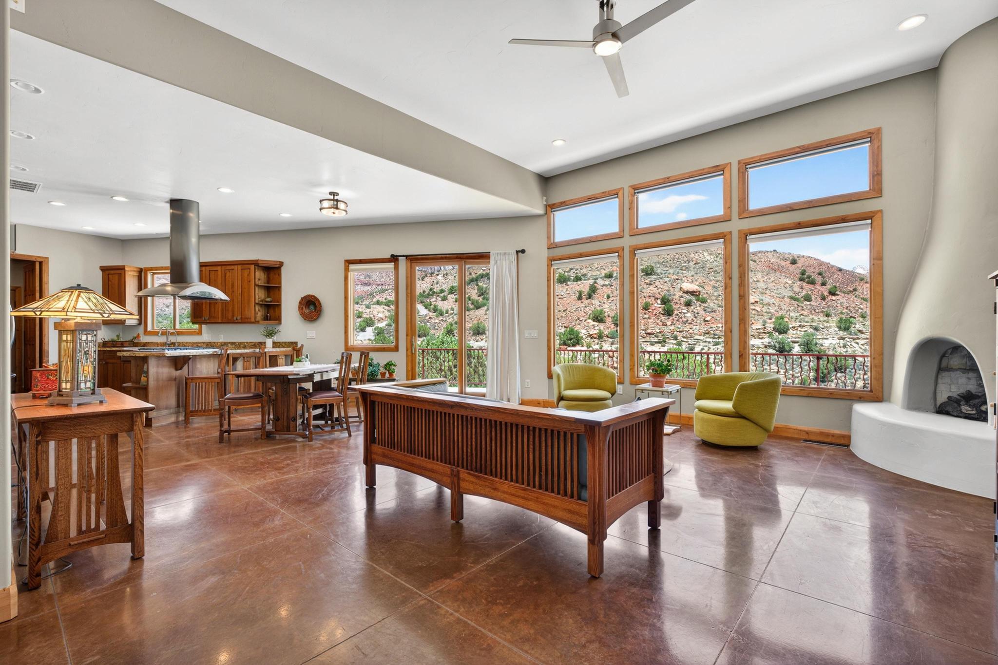 ANASAZI PLATEAU - Residential
