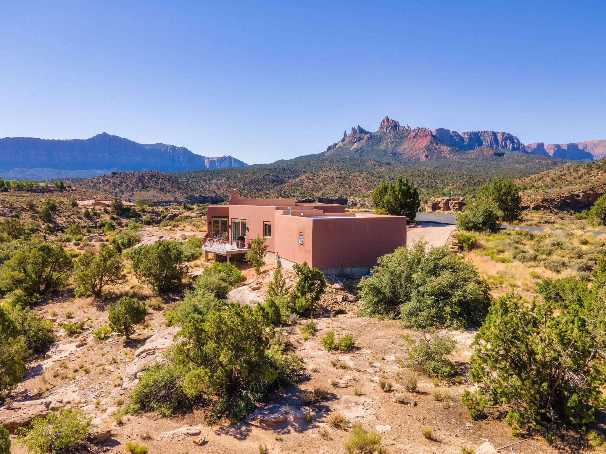 ANASAZI PLATEAU - Residential