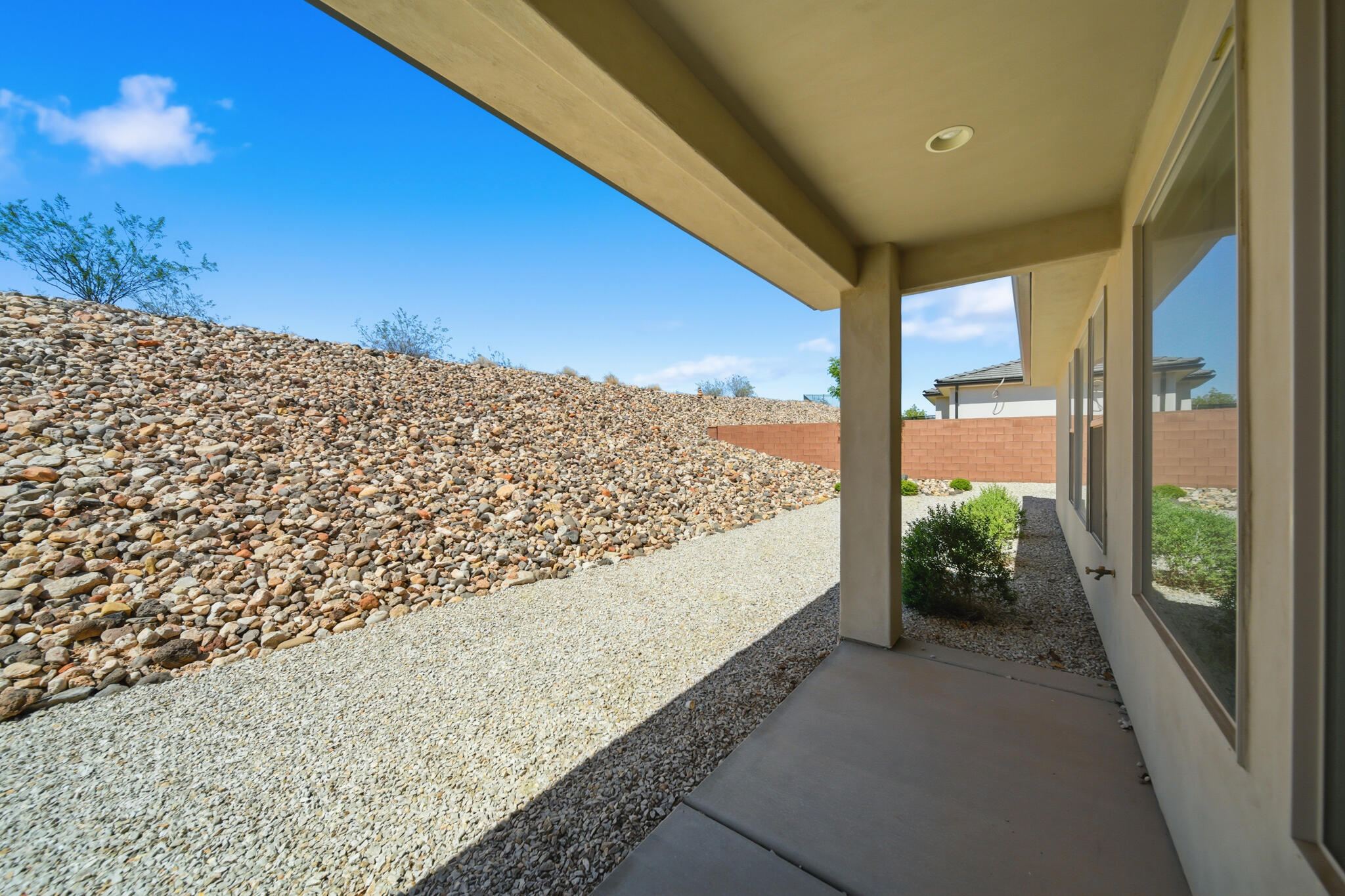DESERT VISTA - Residential