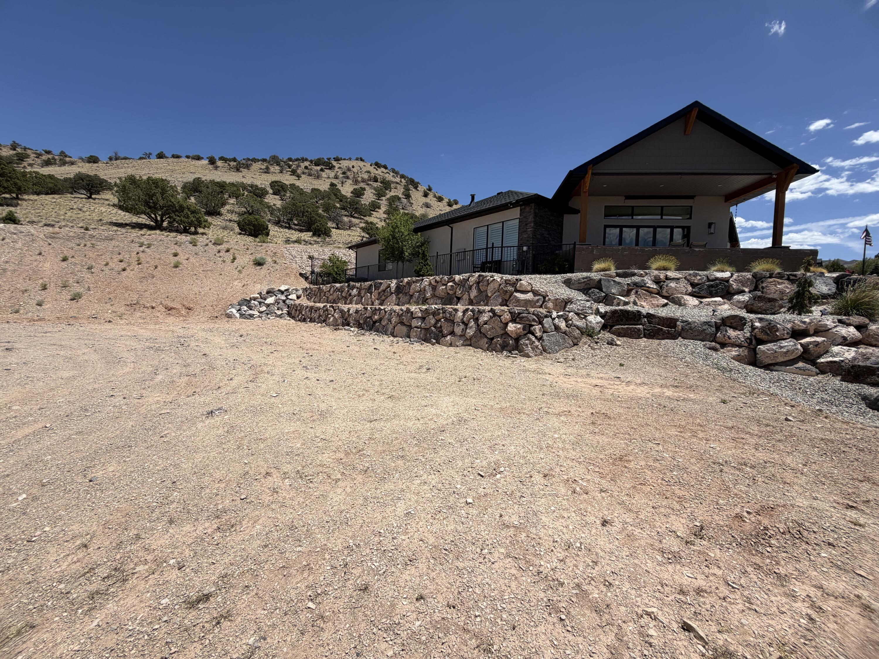 CANYON RIDGE - Land