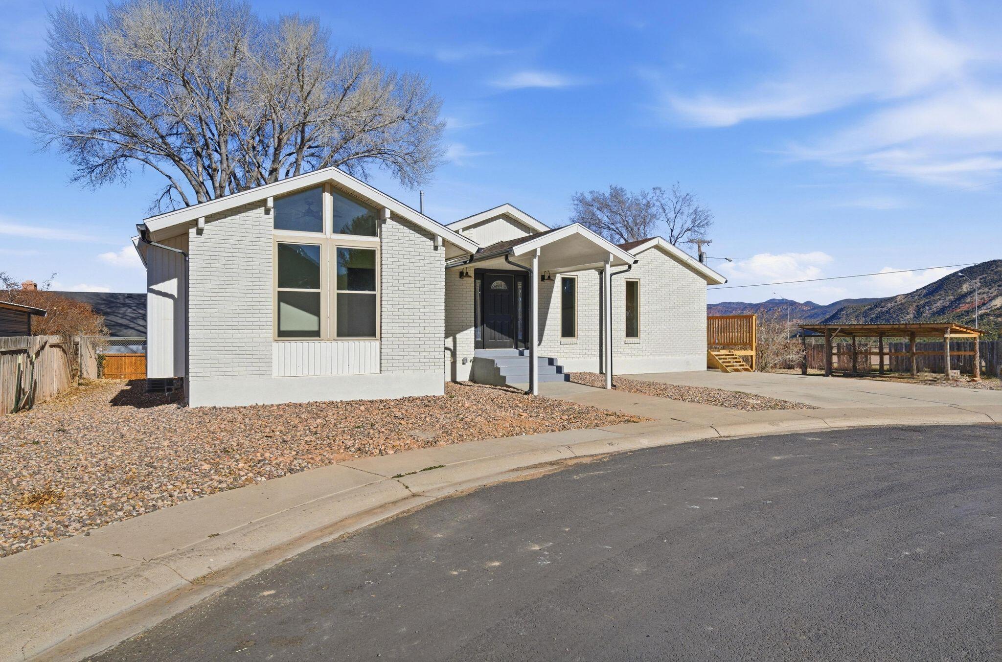 RED HILLS - Residential