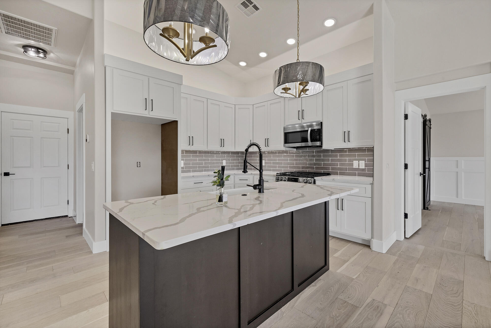 QUAIL COVE - Residential