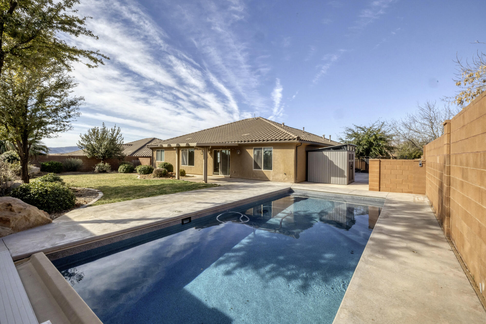 QUAIL COVE - Residential